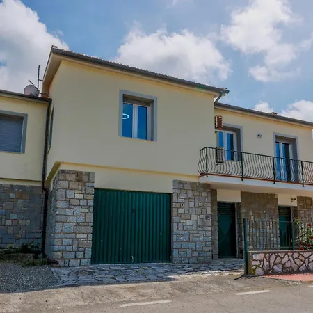 Padulella - Goelba Apartment